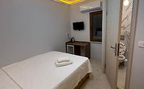 Pilot Hotel